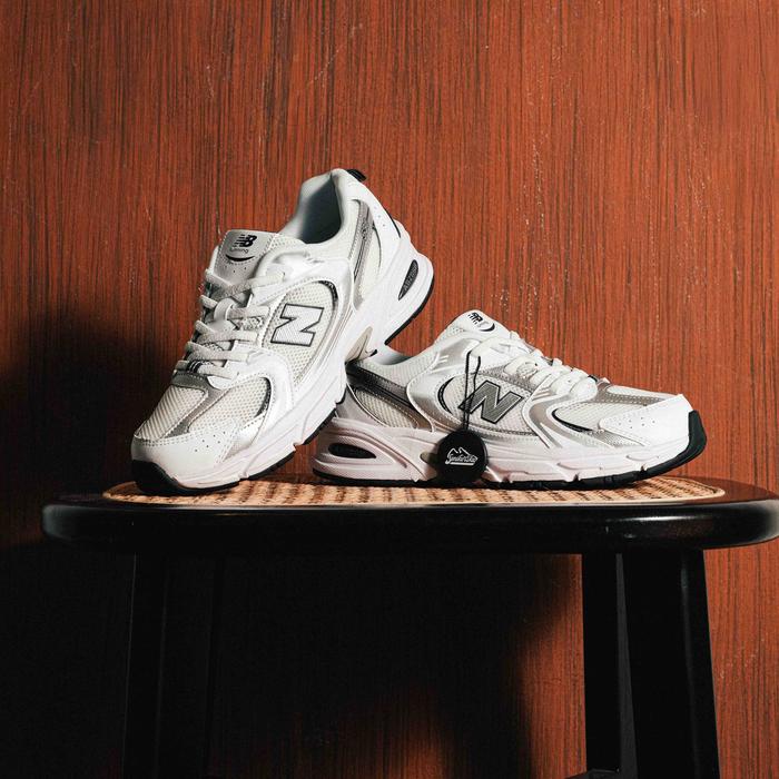 New Balance 530 White Silver Navy Indigo GS (100% Authentic) - Image 9